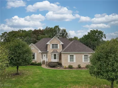 6321 Andalor St NW, Canton, OH 44708