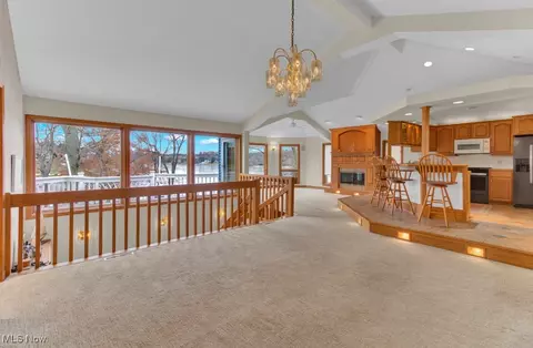 Living - 466 W Mohawk Dr, Malvern, OH 44644 photo 1 of 6