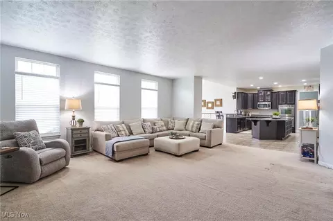 2697 Blue Ash Ave NW, Canton, OH 44708 photo 8
