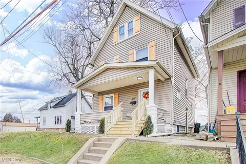 3018 2nd St NW, Canton, OH 44708 photo 2
