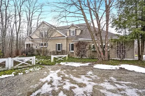 5612 Ridge Rd, Wadsworth, OH 44281