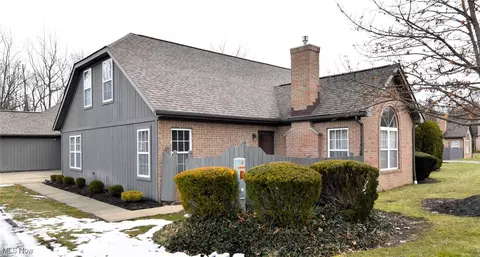 8050 Harbor Creek Dr #2503, Mentor On The Lake, OH 44060