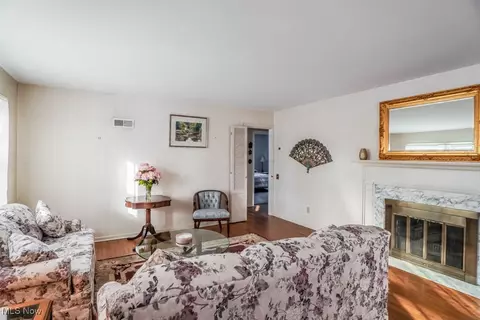 3215 Enfield Ave NW, Canton, OH 44708 photo 3