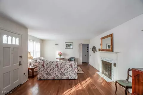 3215 Enfield Ave NW, Canton, OH 44708 photo 2