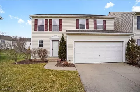 10593 Penny Ln, Aurora, OH 44202