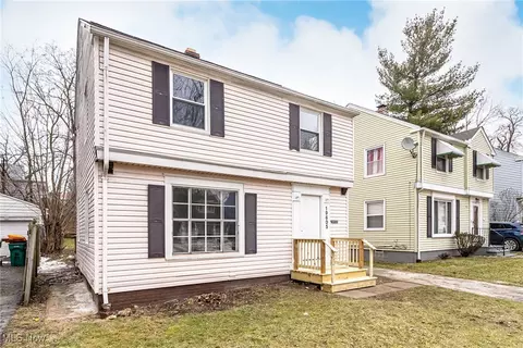 19605 Milan Dr, Maple Heights, OH 44137