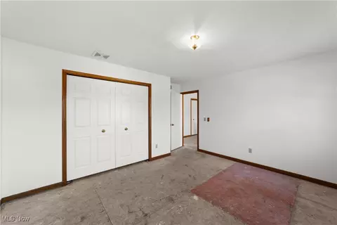 34210 Beacon Dr, Willoughby, OH 44094 photo 31