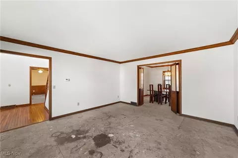 34210 Beacon Dr, Willoughby, OH 44094 photo 14