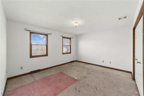 34210 Beacon Dr, Willoughby, OH 44094 photo 30