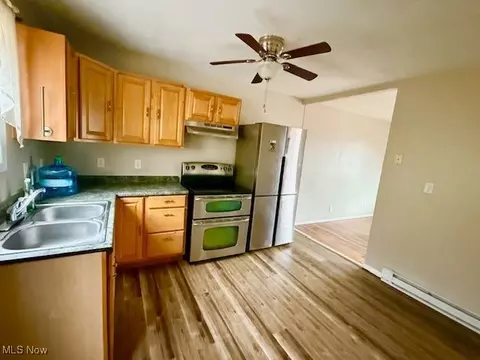 35 Suncrest Ave, Wheeling, WV 26003 photo 4