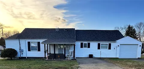 2315 42nd St, Parkersburg, WV 26104