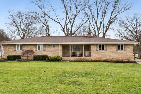 793 Ronlee Ln, Boardman, OH 44512