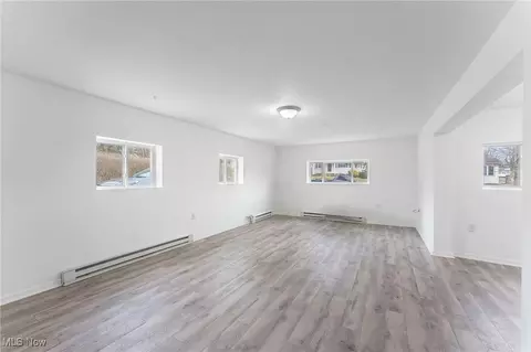 Living - 458 Edith Ave, Akron, OH 44312 photo 2 of 4