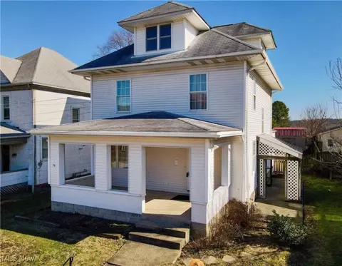 1810 Pearcy Ave, Parkersburg, WV 26101