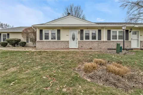 4012 Townhouse Ln, Uniontown, OH 44685