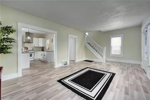 1870 E 33rd St, Lorain, OH 44055 photo 7