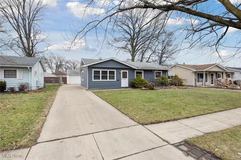 710 Concord Ave, Elyria, OH 44035 photo 2