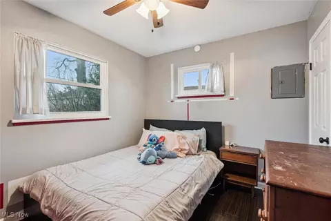 710 Concord Ave, Elyria, OH 44035 photo 19