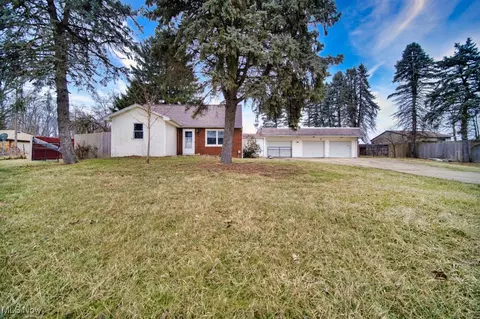 11148 Akron Rd, Marshallville, OH 44645