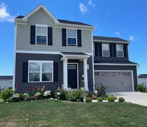 486 Regina Dr, Painesville, OH 44077