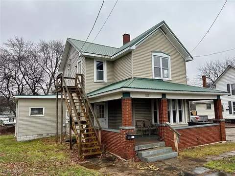 305 Valley St, Minerva, OH 44657