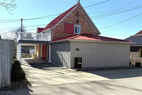 141 Courthouse Aly, Millersburg, OH 44654