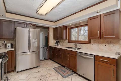 1205 Van Winkle Dr, Plymouth, OH 44004 photo 10