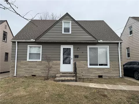3765 W 117th St, Cleveland, OH 44111