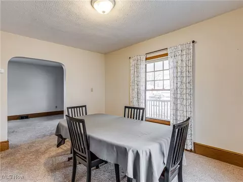 105 Devonshire Dr, Akron, OH 44312 photo 12