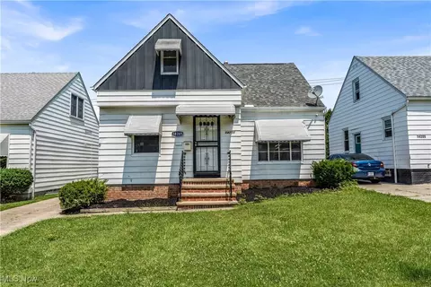 14205 Corridon Ave, Maple Heights, OH 44137