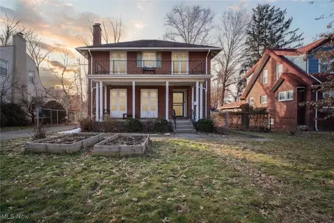 1396 Delia Ave, Akron, OH 44320