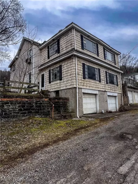 2115 Paddy Mud Rd, Steubenville, OH 43952