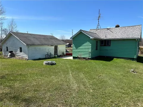 2832 Maple Rd, Jefferson, OH 44047 photo 7