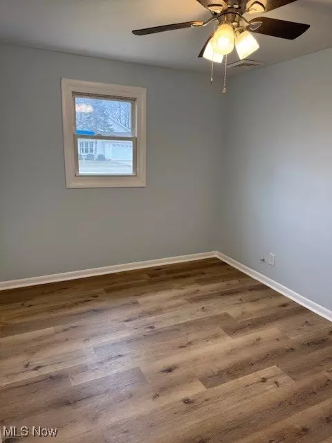 Bedroom - 336 E Oregon Ave, Sebring, OH 44672 photo 2 of 2