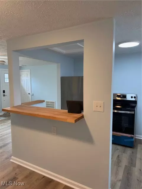 Other - 336 E Oregon Ave, Sebring, OH 44672 photo 2 of 11