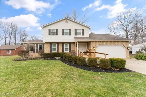3314 Decamp Rd, Youngstown, OH 44511