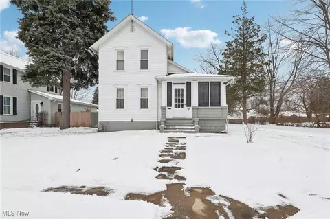 568 N Saint Clair St, Painesville, OH 44077