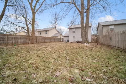 Exterior - 131 Brace Ave, Elyria, OH 44035 photo 7 of 7