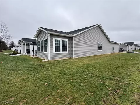 278 Silver Spring Cir, Elyria, OH 44035 photo 49