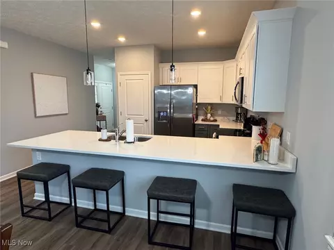 278 Silver Spring Cir, Elyria, OH 44035 photo 16