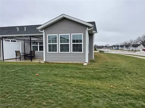 278 Silver Spring Cir, Elyria, OH 44035 photo 48