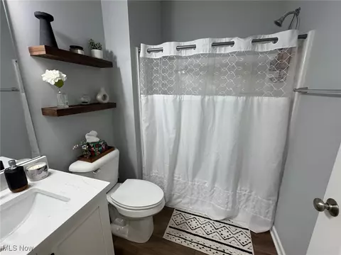 278 Silver Spring Cir, Elyria, OH 44035 photo 38