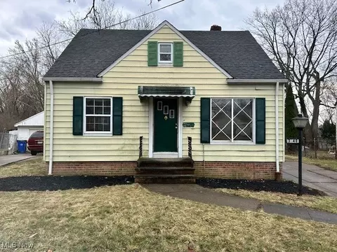 3648 W 114th St, Cleveland, OH 44111