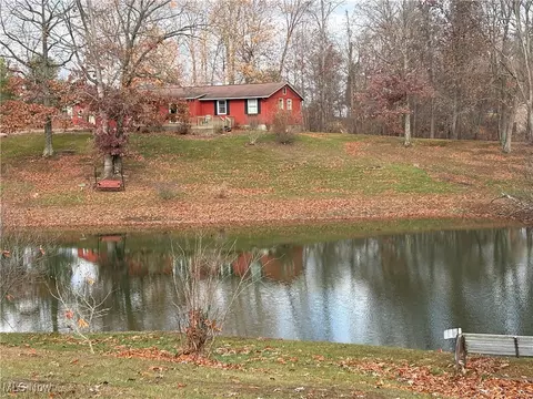 60063 W Wind Ln, Senecaville, OH 43780