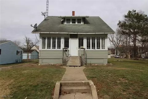 366 W Maryland Ave, Sebring, OH 44672