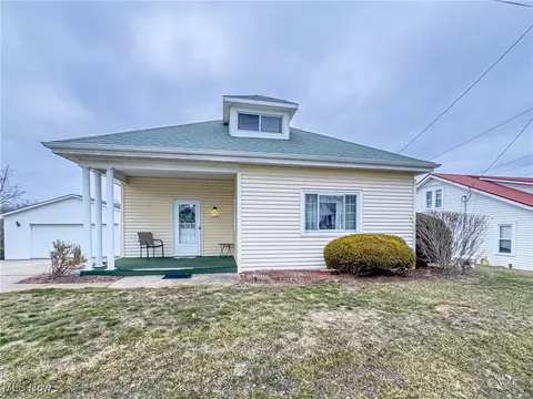 140 W Steubenville St, Bloomingdale, OH 43910