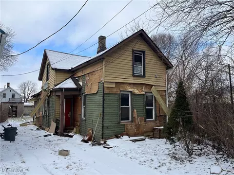 4667 Avery Ave, Cleveland, OH 44127