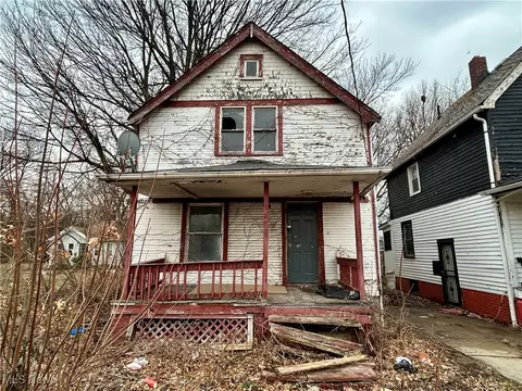 1278 E 152nd St, Cleveland, OH 44112