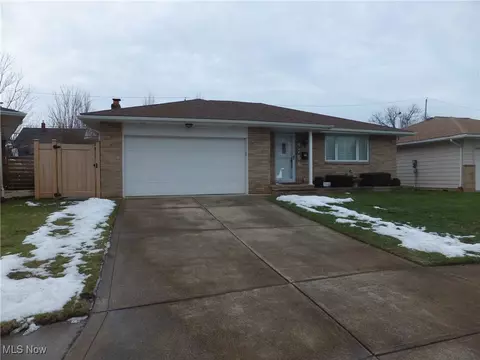 4756 Andrea Ln, Cleveland, OH 44109