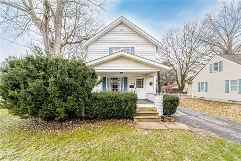 3940 Idella Ave, Mogadore, OH 44260